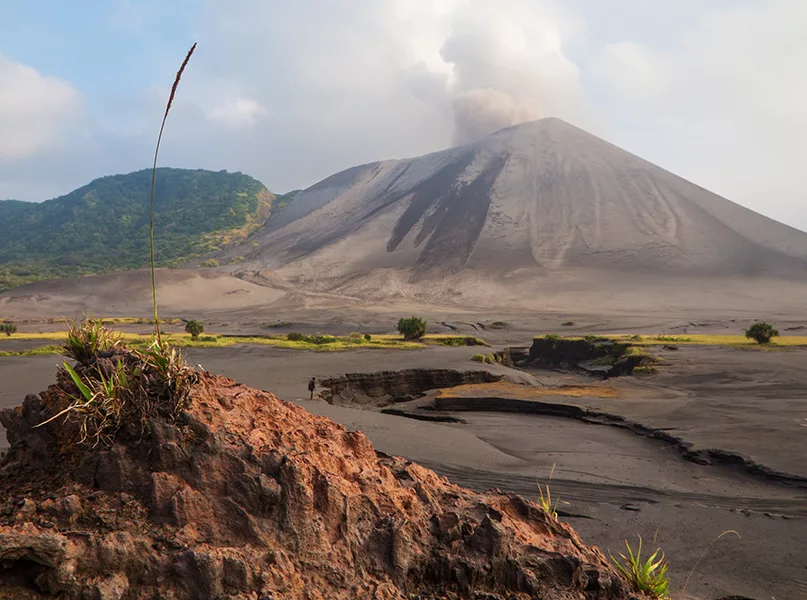 Vanuatu-Mount-Yasur-jpg